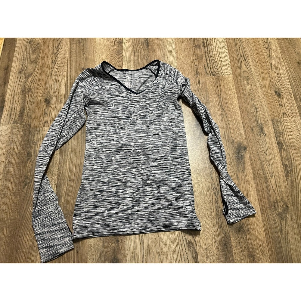 Climawear Shirt, Women's Size S/M, Black White, Long Sleeve, V-neck